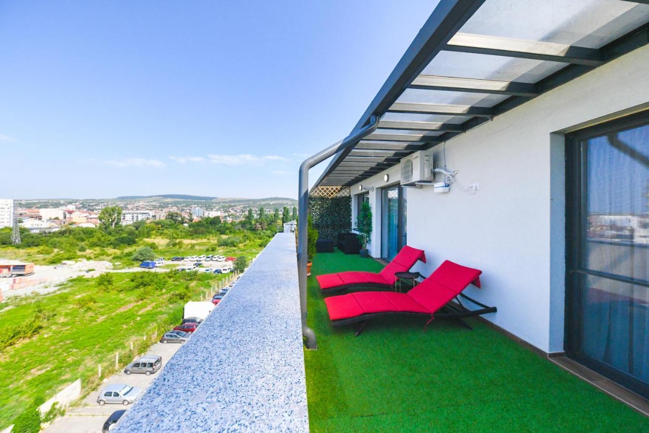 Panoramic Apartment With Terrace Kluž Exteriér fotografie