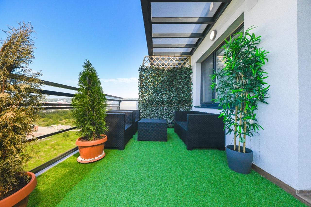 Panoramic Apartment With Terrace Kluž Exteriér fotografie